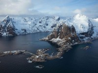 星空影院读图小手势：盯引用是不是断章，立刻把相关写回相关（读完更清楚）